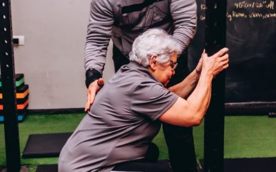 4 Ways Personal Trainers Can Improve the Health and Well-Being of Older Adults 